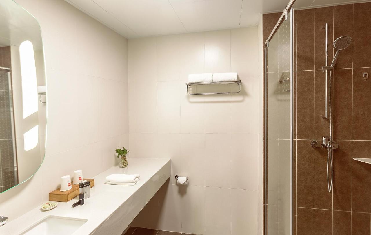 Ibis Zhengzhou Longhai Road Экстерьер фото