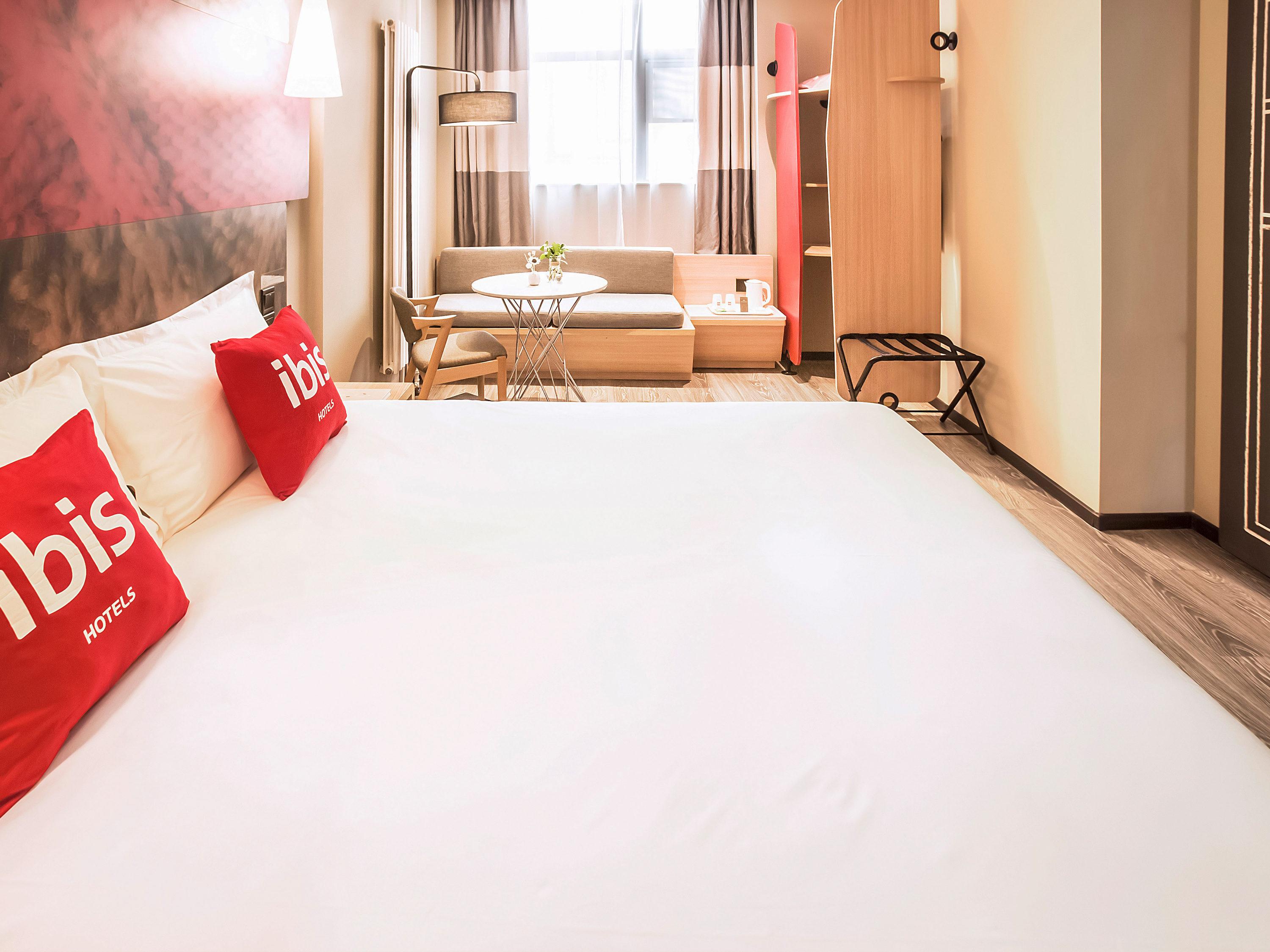 Ibis Zhengzhou Longhai Road Экстерьер фото